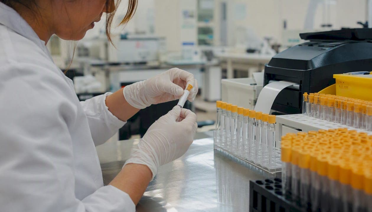 Sample Labeling Standards: A U.S. Compliance Guide