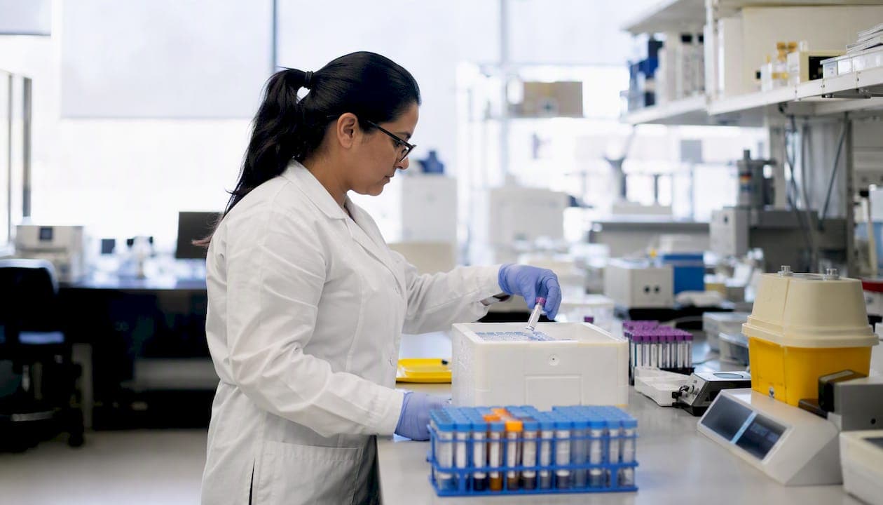 Government Laboratory Services for Sponsors: Procurement Guide